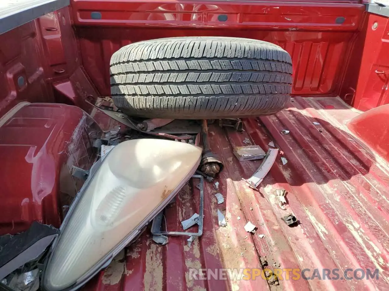 14 Photograph of a damaged car 3GCUYGED5KG132684 CHEVROLET ALL Models 2019
