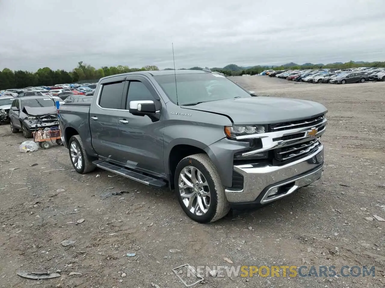 4 Photograph of a damaged car 3GCUYGED7KG146635 CHEVROLET ALL Models 2019