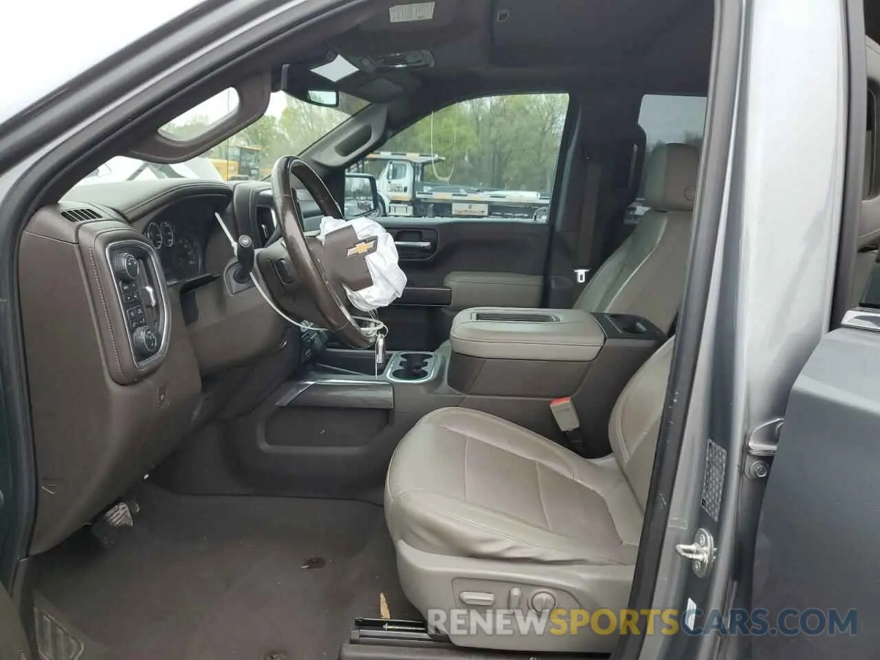 7 Photograph of a damaged car 3GCUYGED7KG146635 CHEVROLET ALL Models 2019