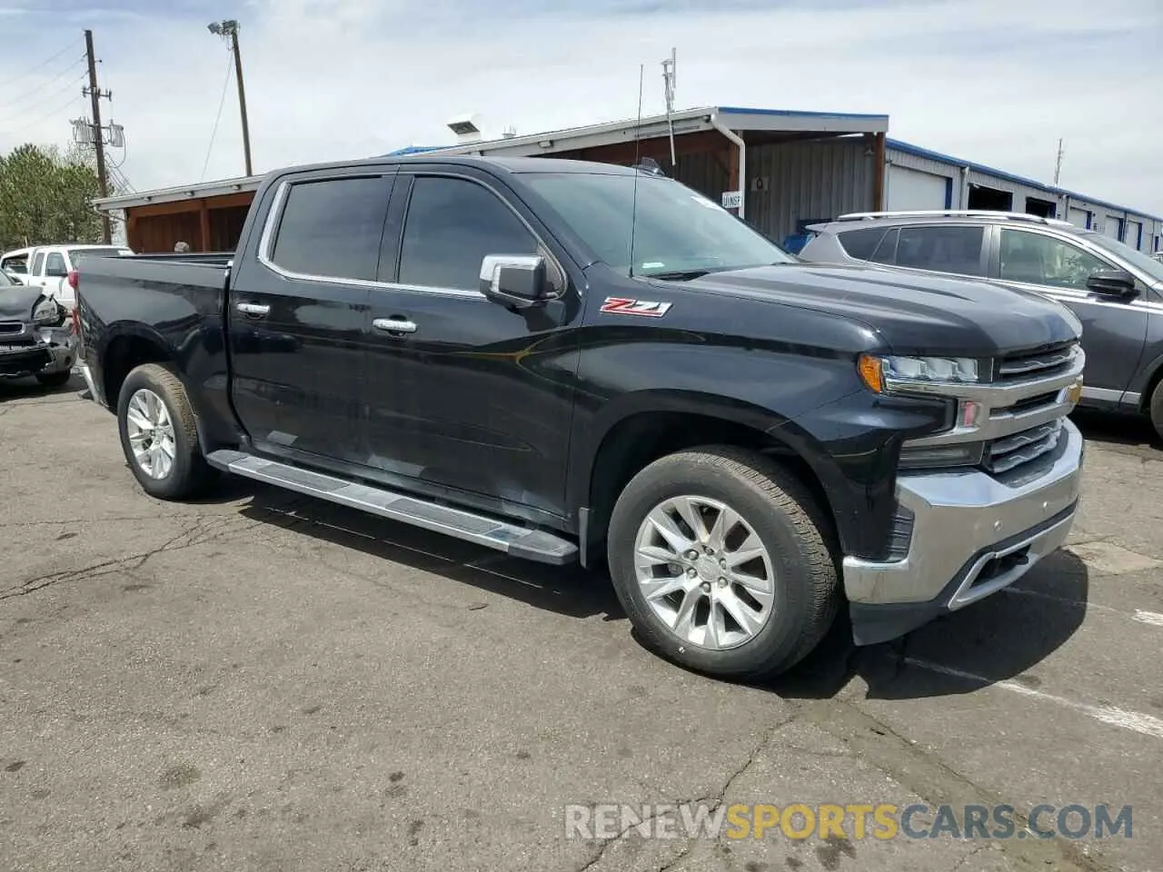 4 Photograph of a damaged car 3GCUYGED7KG190585 CHEVROLET ALL Models 2019