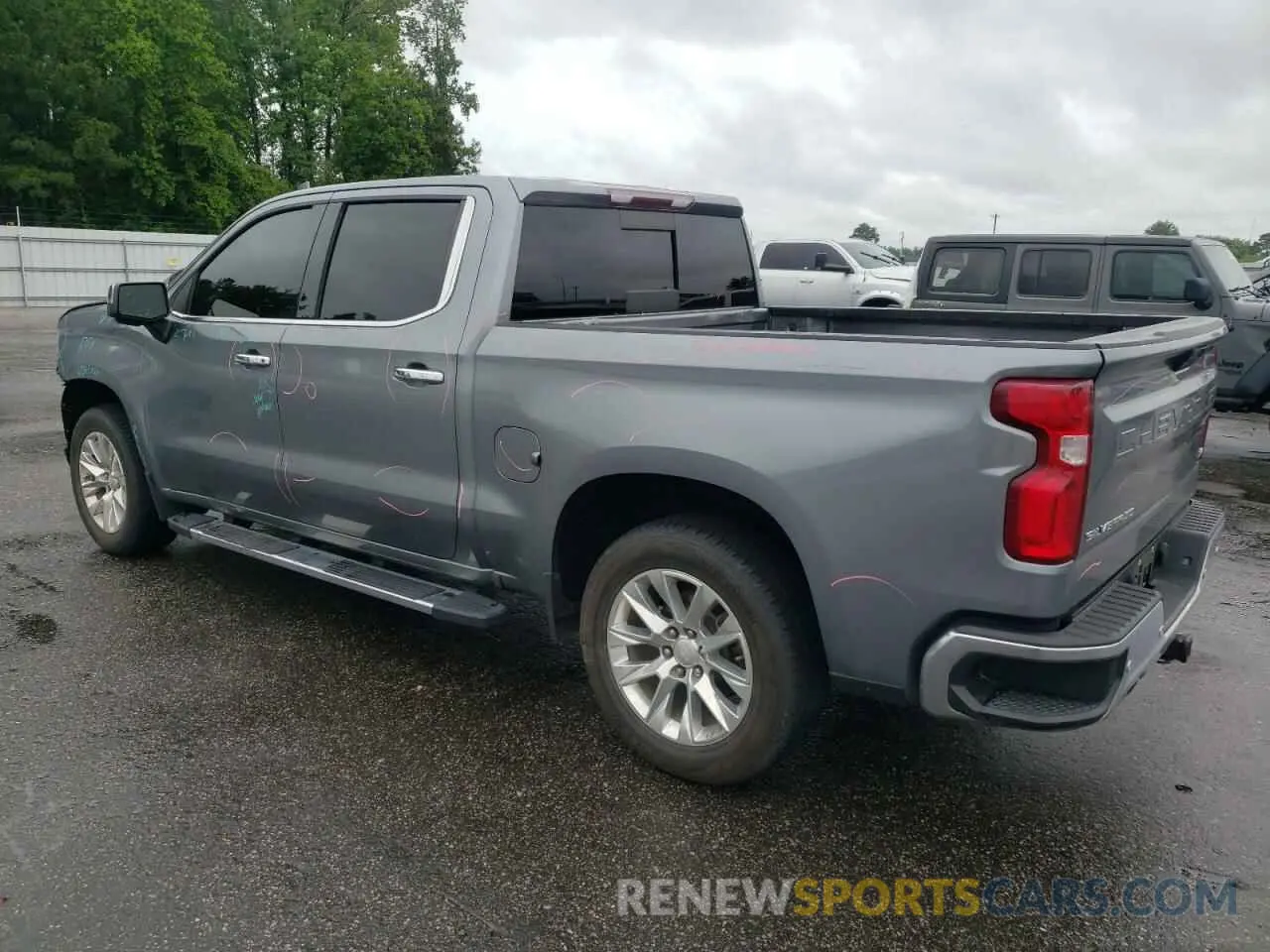 2 Photograph of a damaged car 3GCUYGED8KG139595 CHEVROLET ALL Models 2019