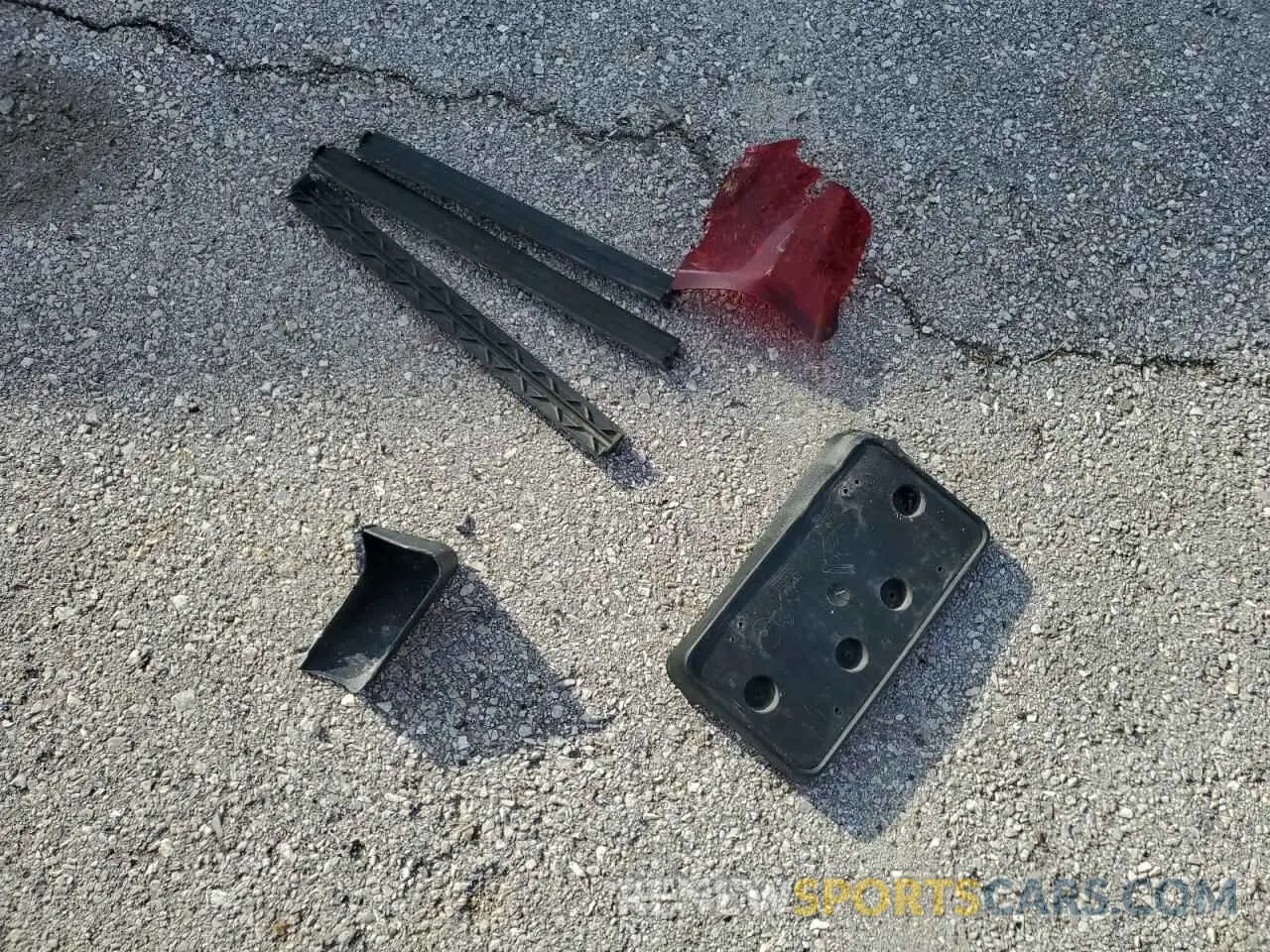 14 Photograph of a damaged car 3GCUYGEL0KG277722 CHEVROLET ALL Models 2019