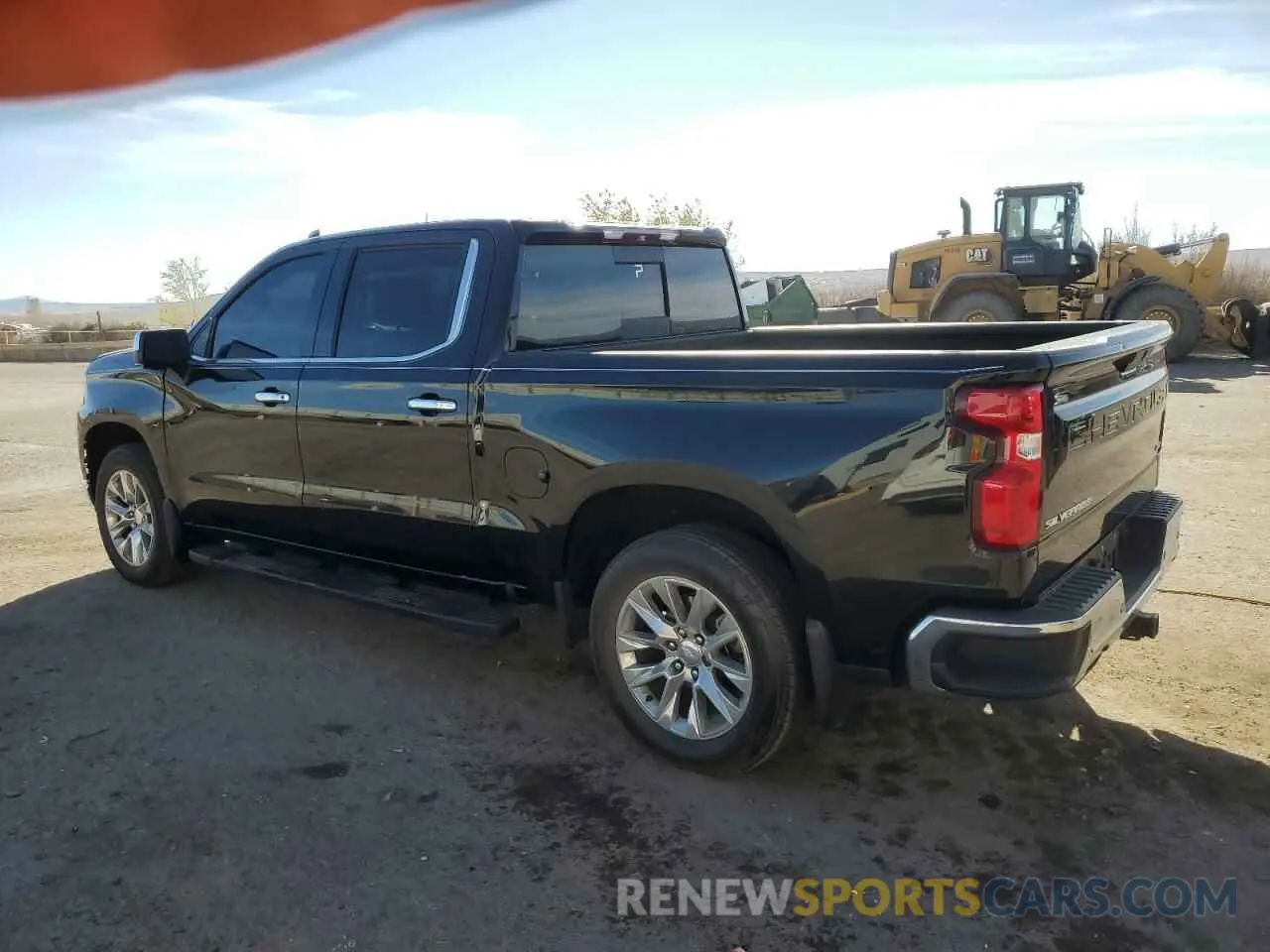 2 Photograph of a damaged car 3GCUYGEL2KG182725 CHEVROLET ALL Models 2019