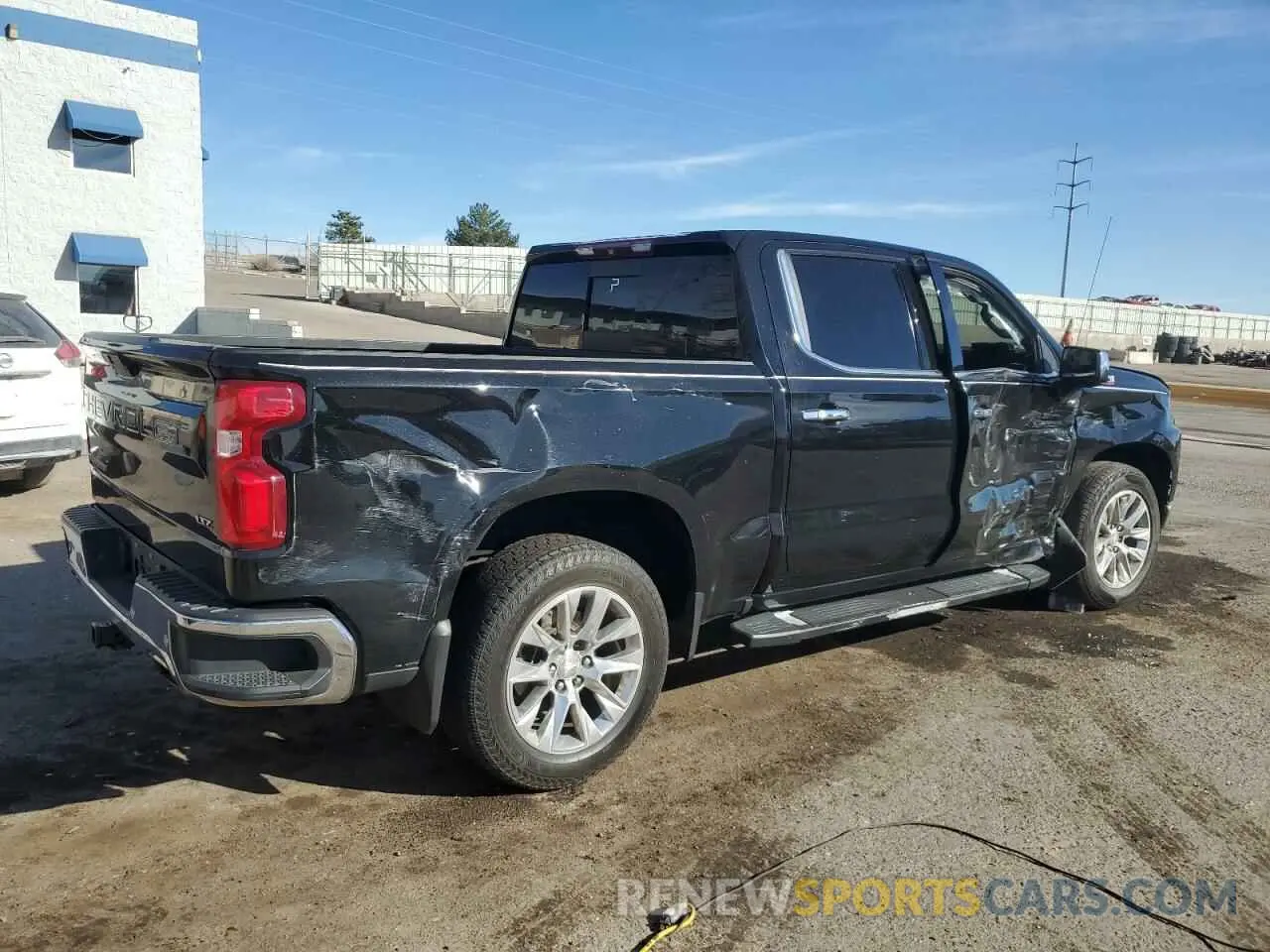 3 Photograph of a damaged car 3GCUYGEL2KG182725 CHEVROLET ALL Models 2019
