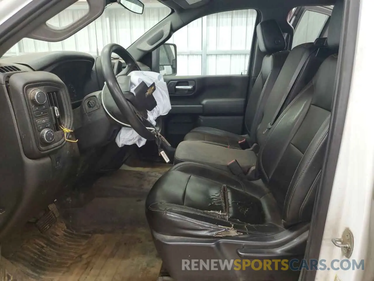 7 Photograph of a damaged car 1GC1YLEY5LF242250 CHEVROLET ALL Models 2020