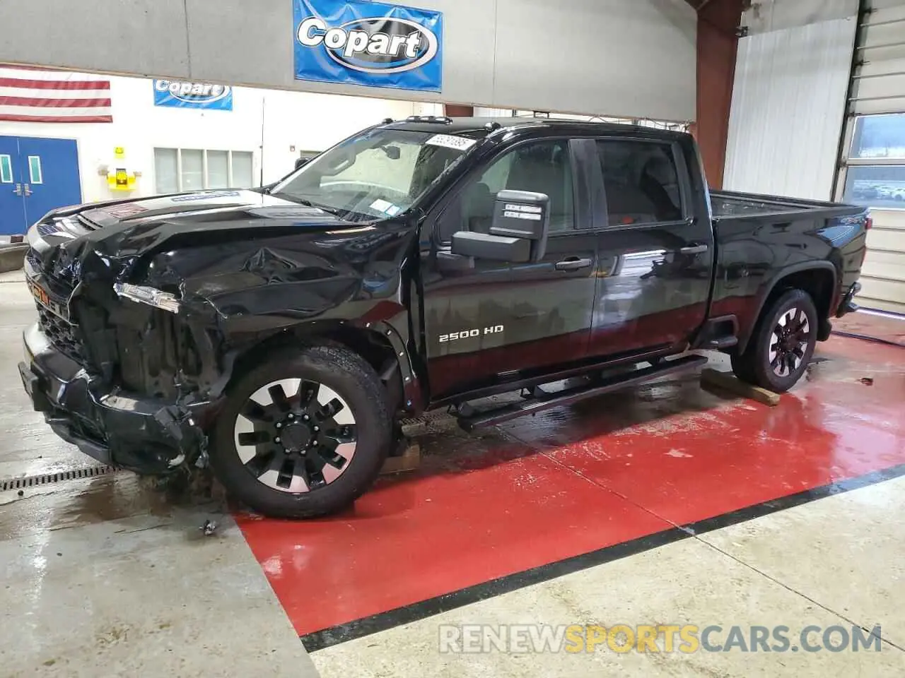 1 Photograph of a damaged car 1GC1YME70LF246817 CHEVROLET ALL Models 2020