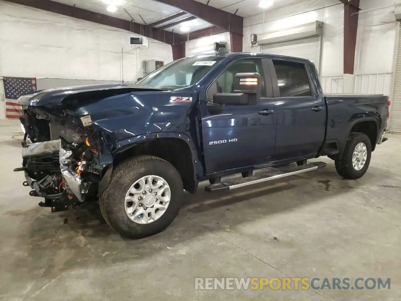 1 Photograph of a damaged car 1GC1YNE72LF330255 CHEVROLET All Models 2020