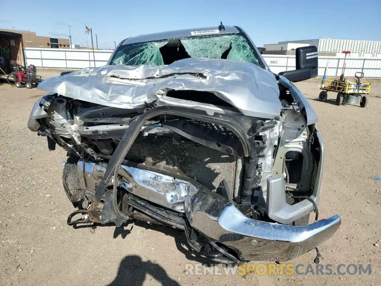 5 Photograph of a damaged car 1GC1YNE77LF314276 CHEVROLET ALL Models 2020