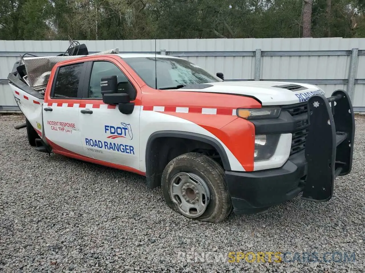 4 Photograph of a damaged car 1GC4WLE74LF218676 CHEVROLET ALL Models 2020