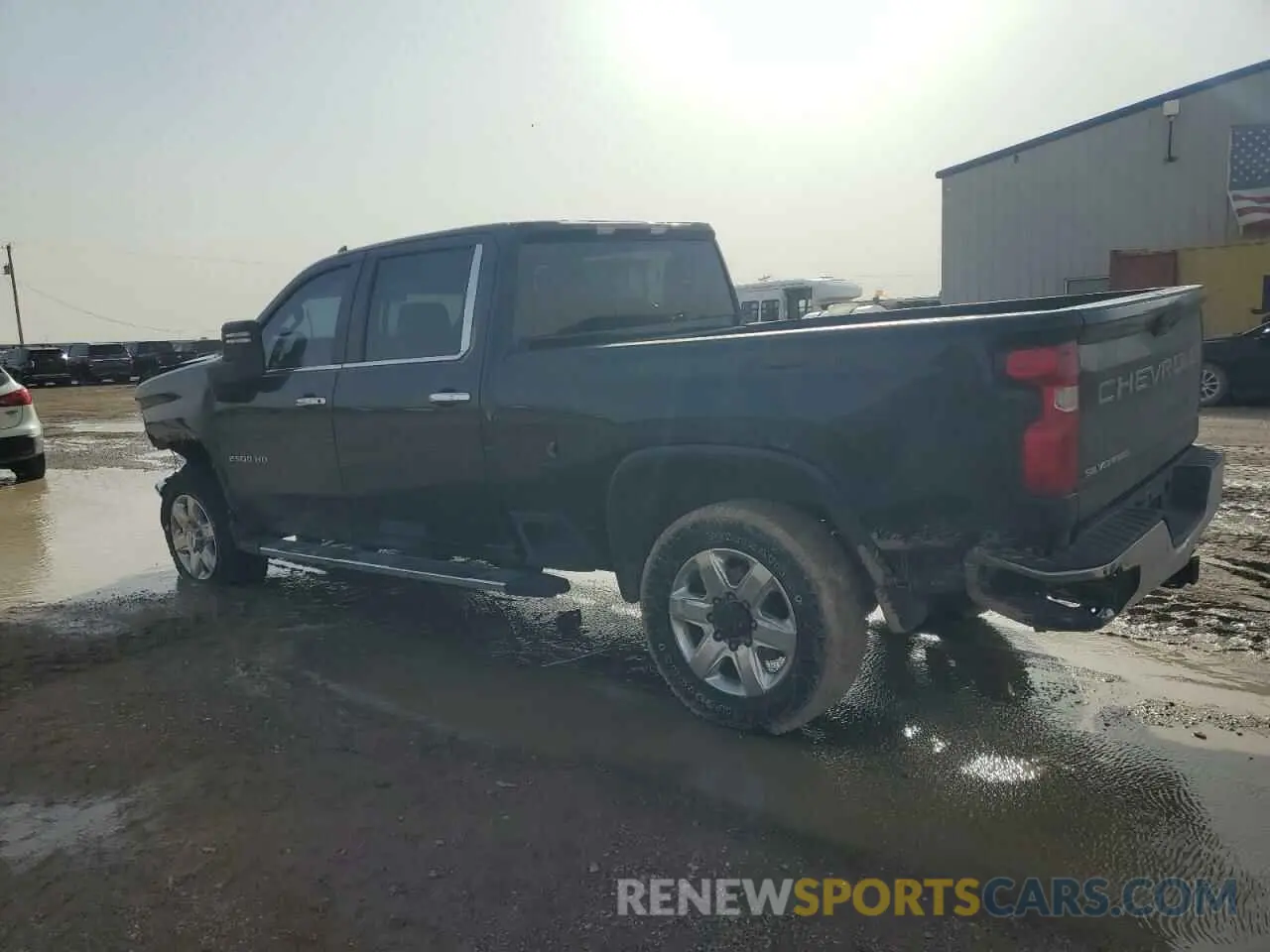 2 Photograph of a damaged car 1GC4WNE76LF222028 CHEVROLET ALL Models 2020
