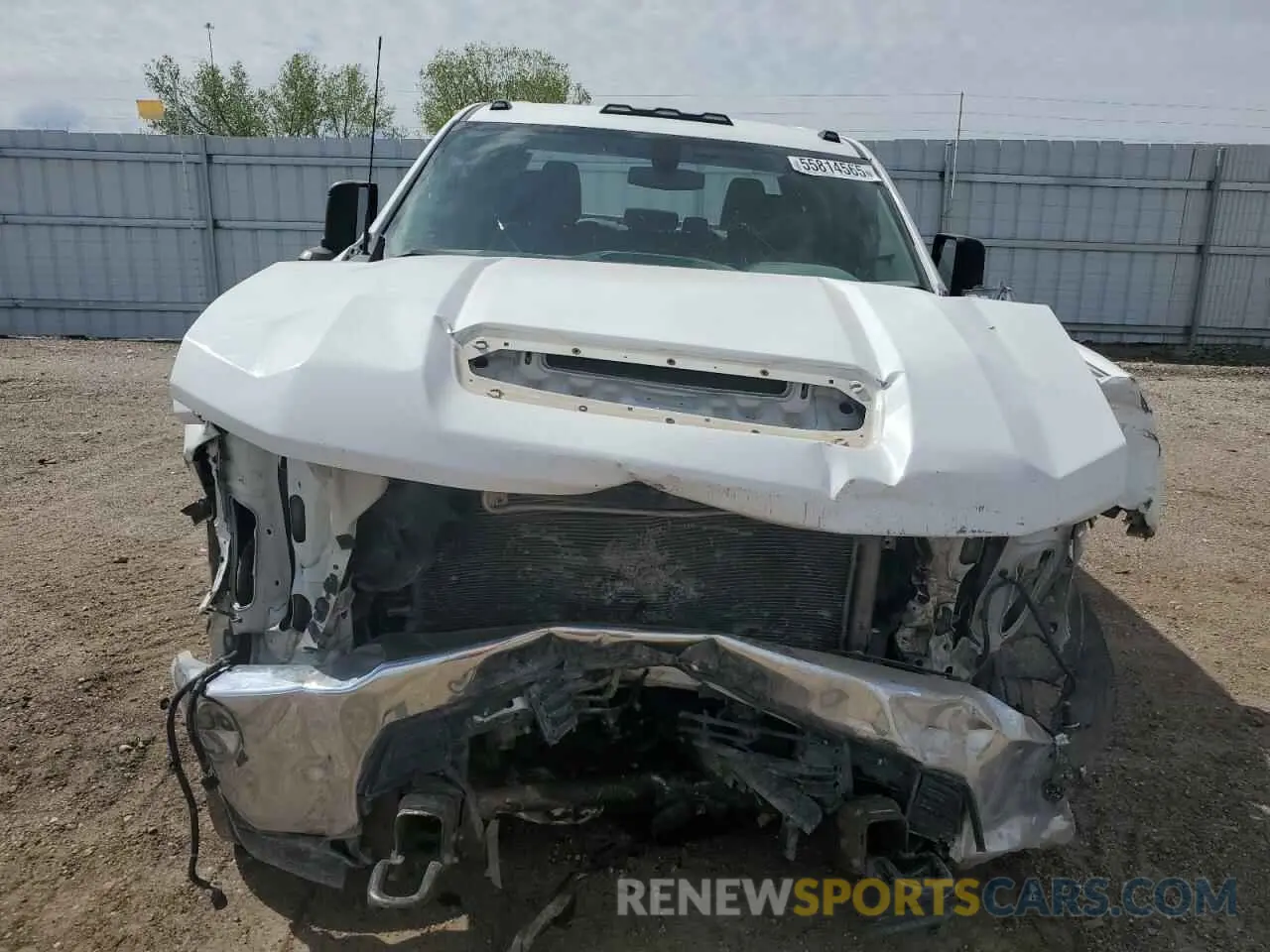 5 Photograph of a damaged car 1GC4YLE72LF312663 CHEVROLET ALL Models 2020