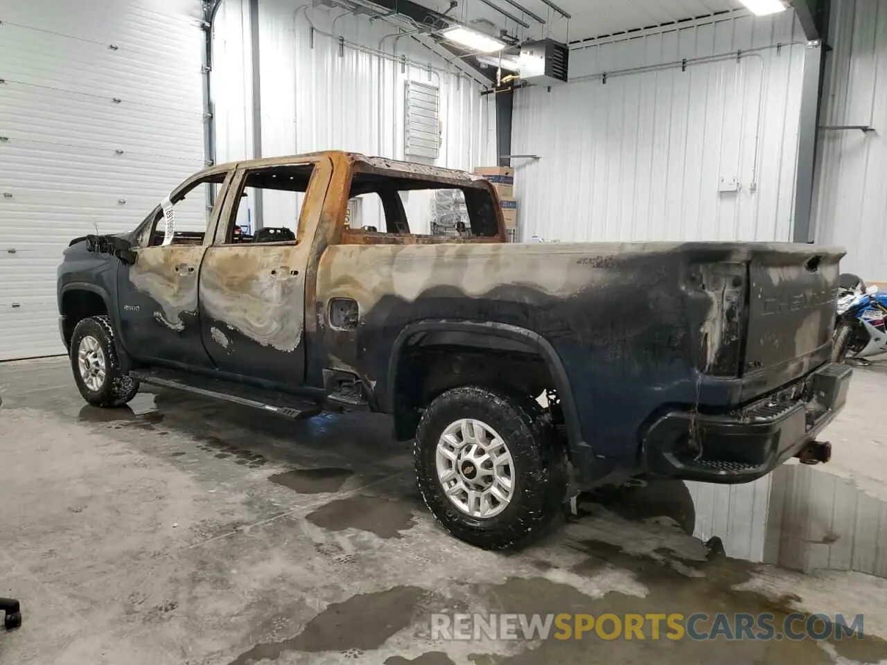 2 Photograph of a damaged car 1GC4YLEY5LF237112 CHEVROLET ALL Models 2020