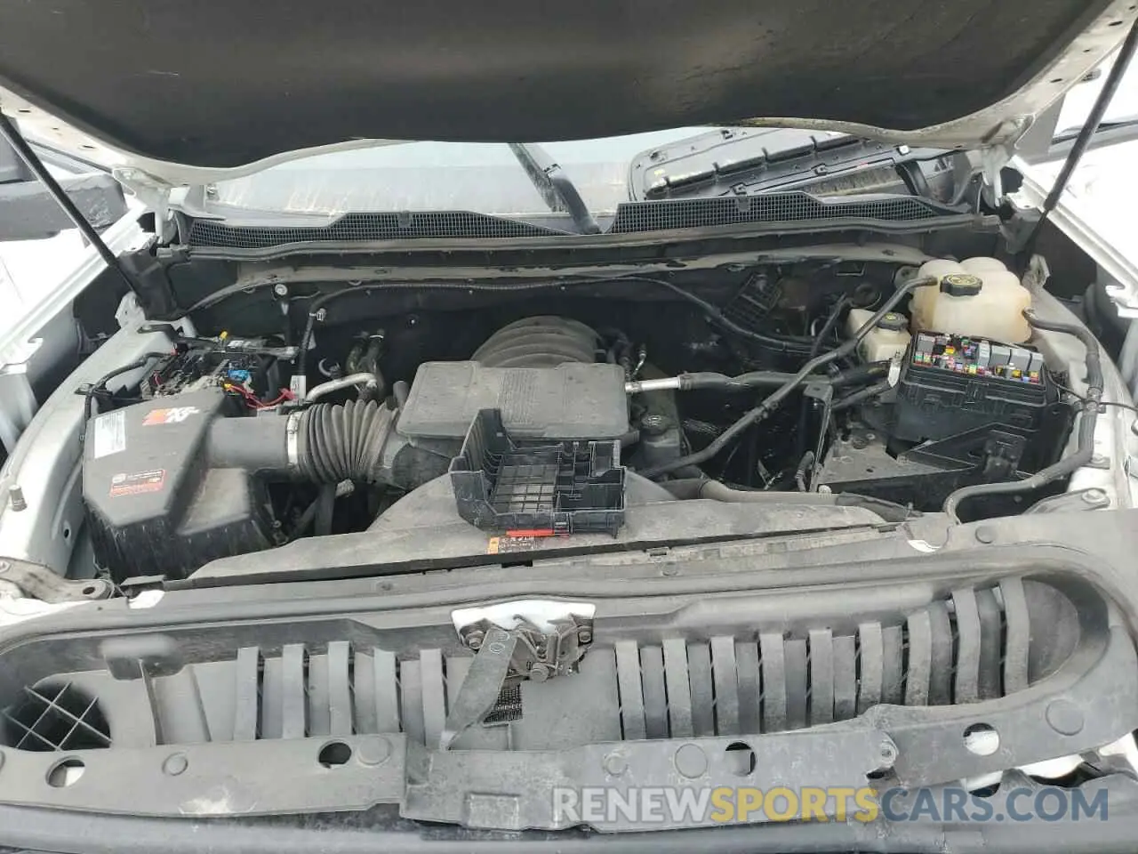 12 Photograph of a damaged car 1GC4YME71LF101055 CHEVROLET ALL Models 2020