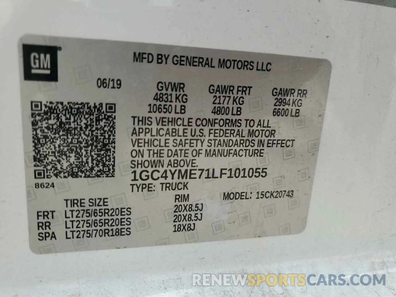 13 Photograph of a damaged car 1GC4YME71LF101055 CHEVROLET ALL Models 2020