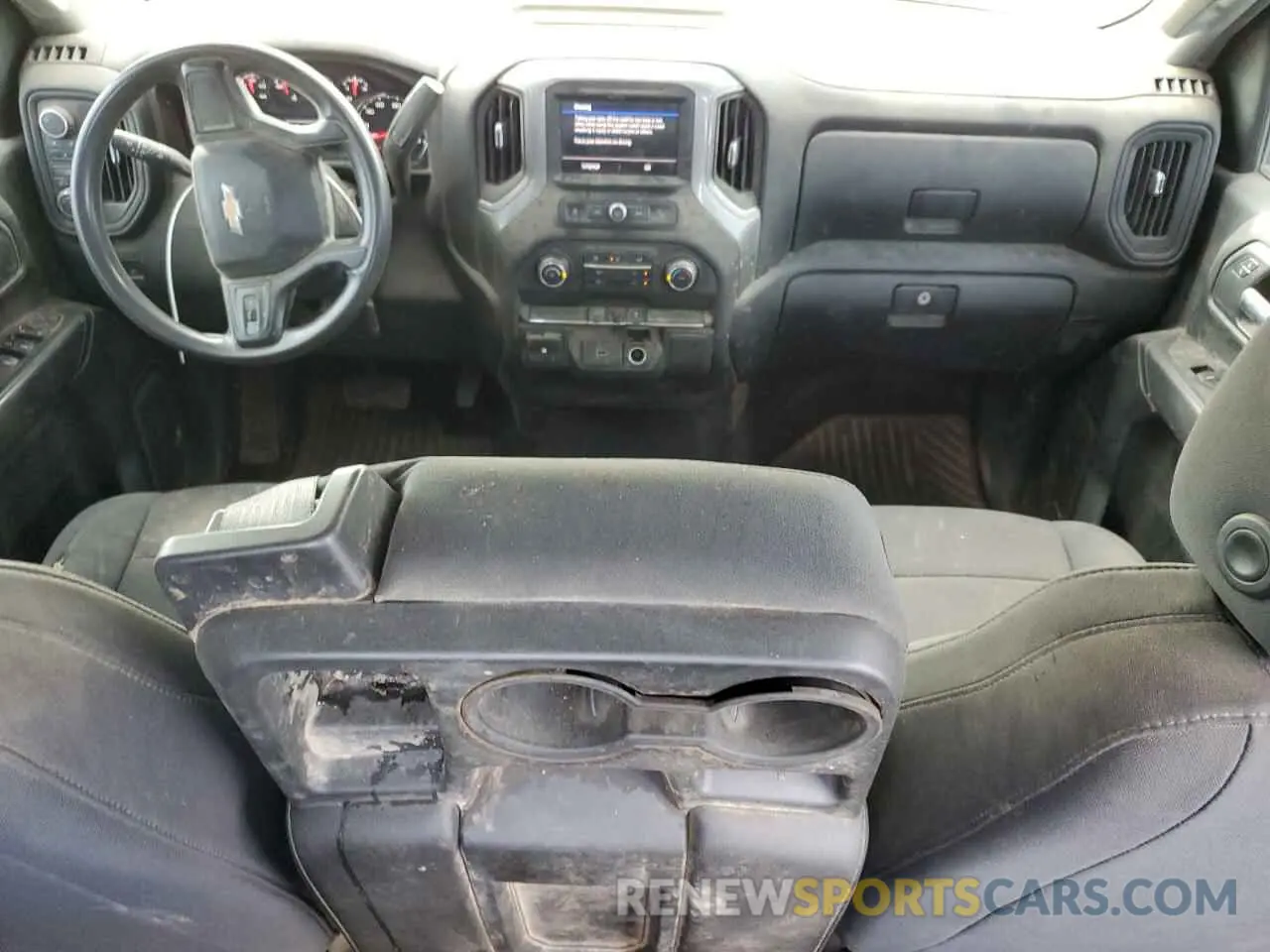 8 Photograph of a damaged car 1GC4YME71LF214990 CHEVROLET ALL Models 2020