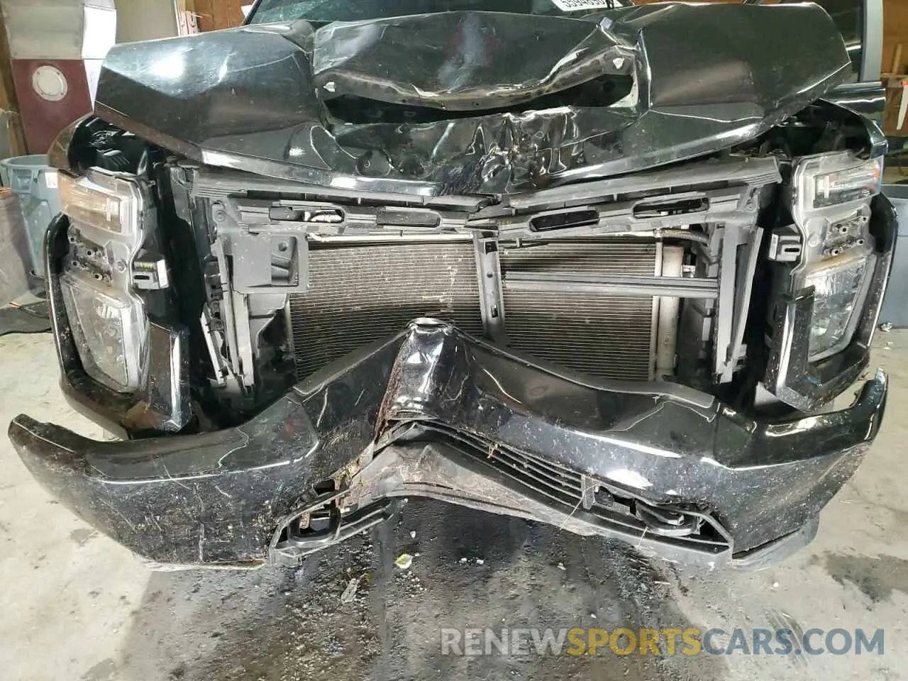 11 Photograph of a damaged car 1GC4YME72LF177268 CHEVROLET ALL Models 2020