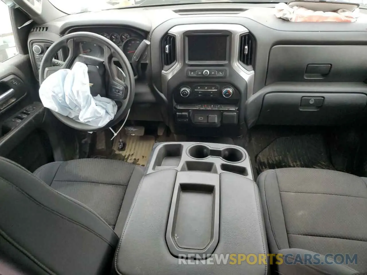 8 Photograph of a damaged car 1GC4YME73LF147485 CHEVROLET ALL Models 2020