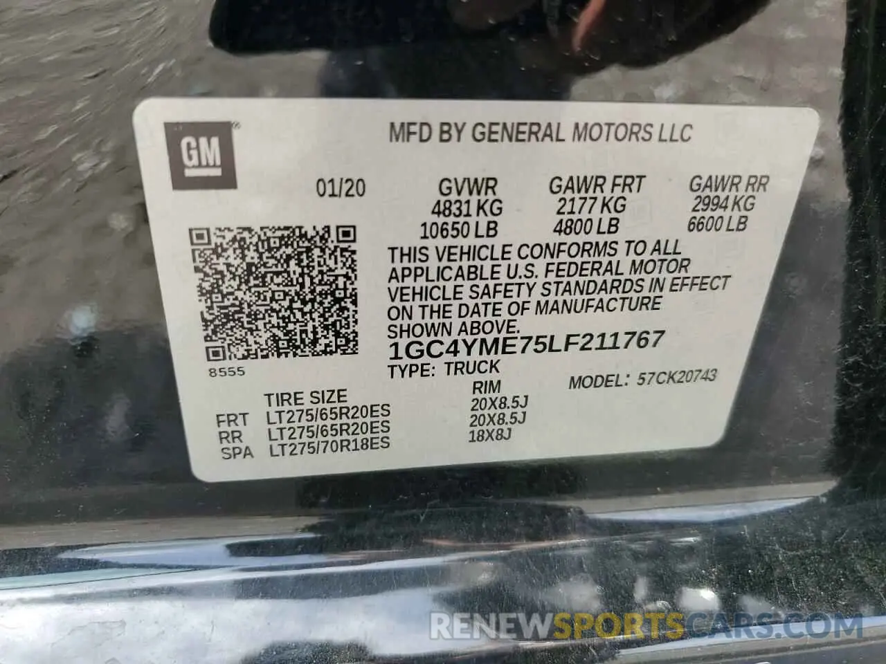 12 Photograph of a damaged car 1GC4YME75LF211767 CHEVROLET ALL Models 2020