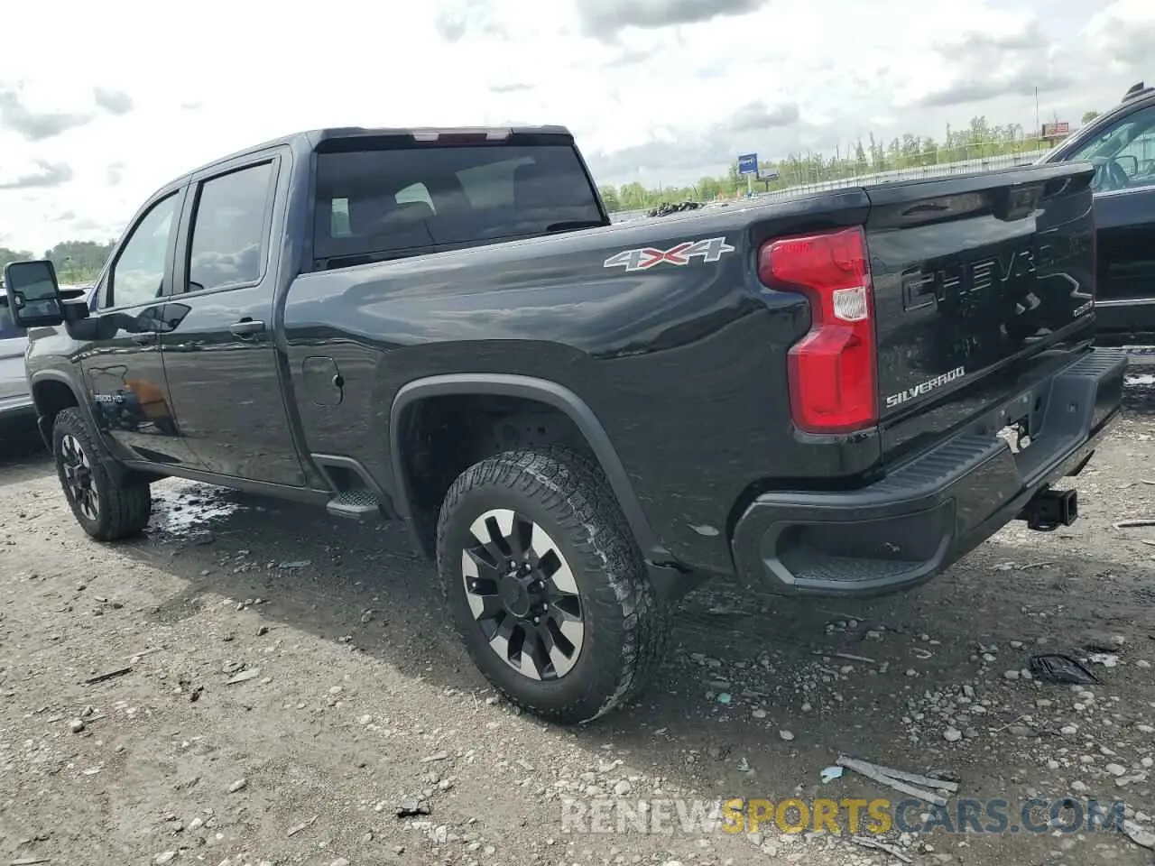 2 Photograph of a damaged car 1GC4YME75LF211767 CHEVROLET ALL Models 2020
