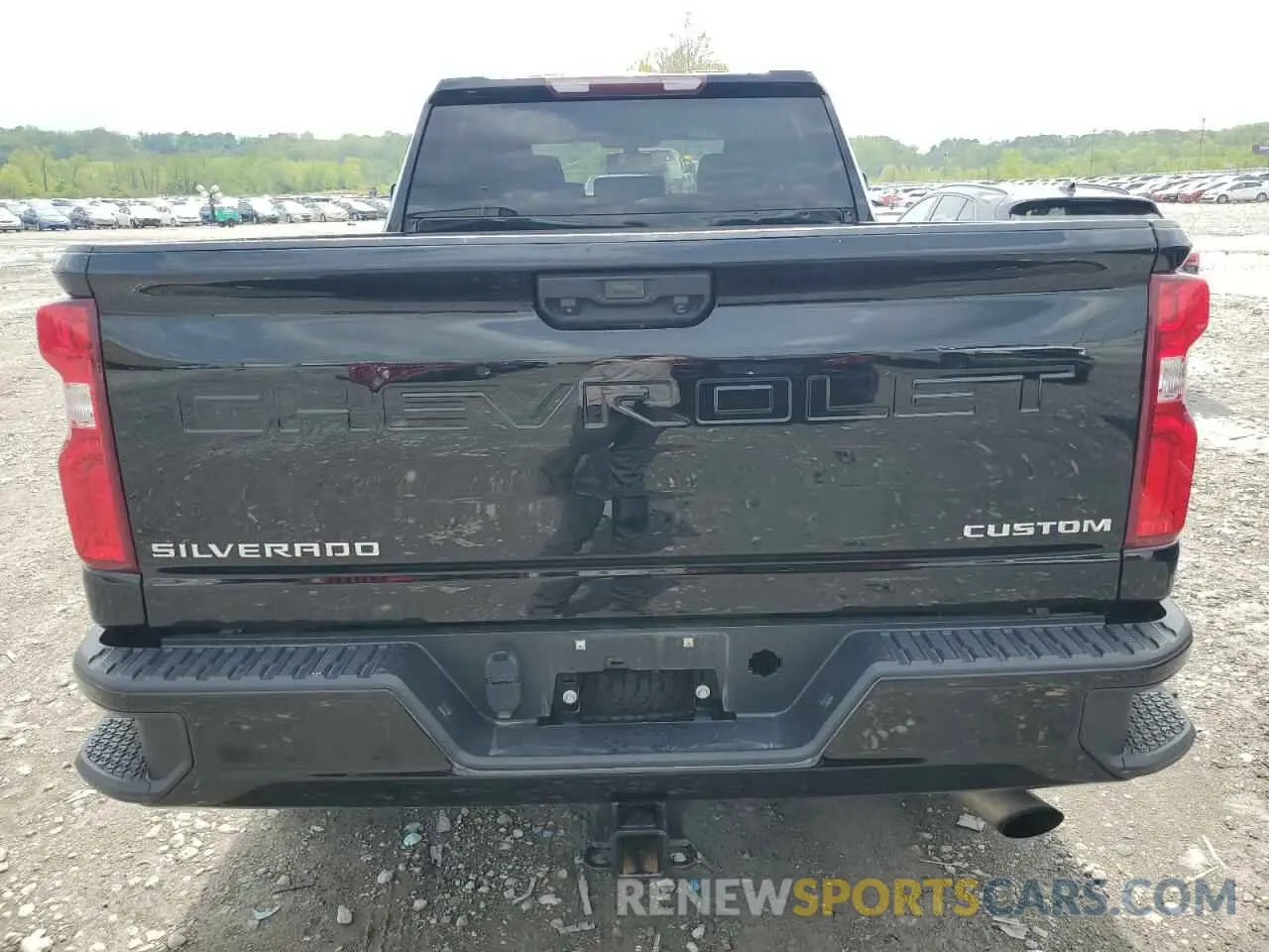 6 Photograph of a damaged car 1GC4YME75LF211767 CHEVROLET ALL Models 2020