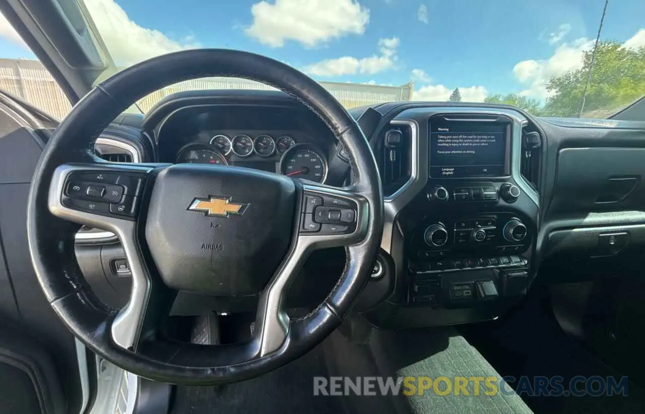 9 Photograph of a damaged car 1GC4YNE79LF101309 CHEVROLET ALL Models 2020