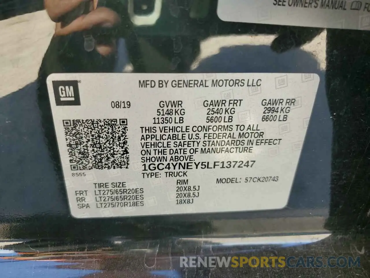 12 Photograph of a damaged car 1GC4YNEY5LF137247 CHEVROLET ALL Models 2020