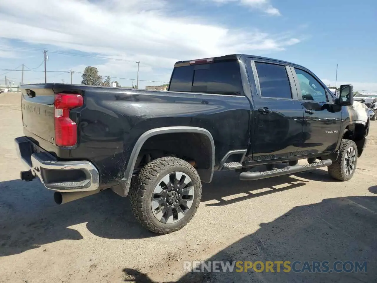 3 Photograph of a damaged car 1GC4YNEY5LF137247 CHEVROLET ALL Models 2020