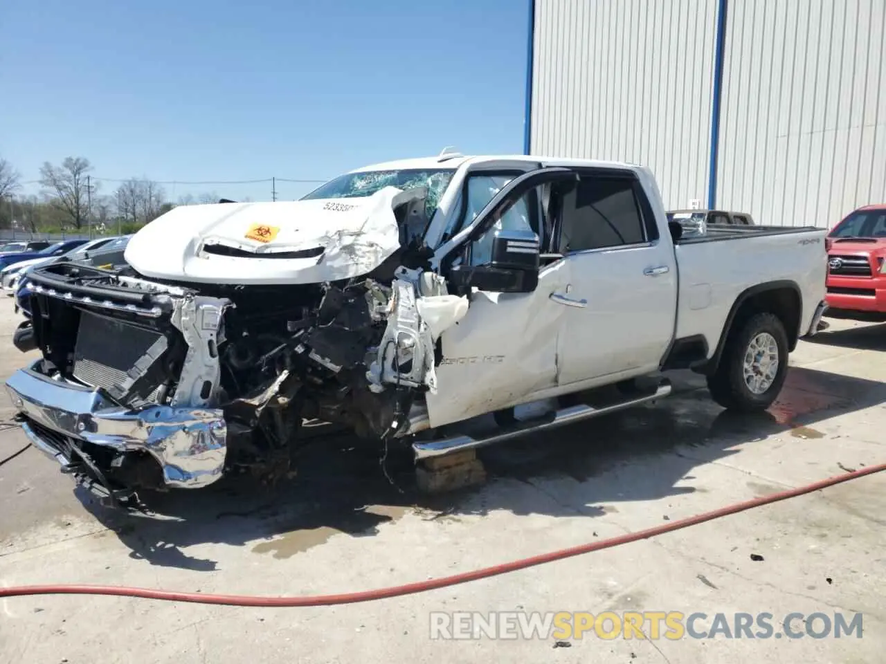 1 Photograph of a damaged car 1GC4YPE77LF168681 CHEVROLET All Models 2020