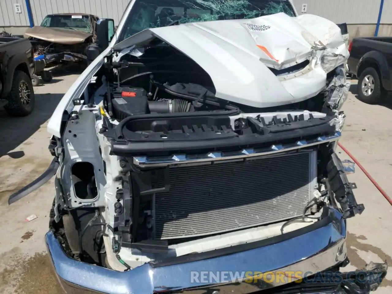 11 Photograph of a damaged car 1GC4YPE77LF168681 CHEVROLET All Models 2020