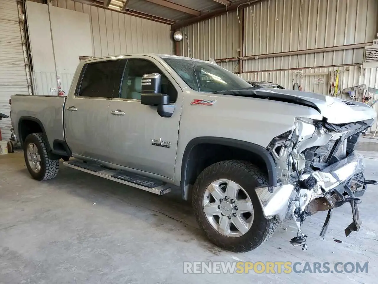 4 Photograph of a damaged car 1GC4YPE7XLF122648 CHEVROLET ALL Models 2020