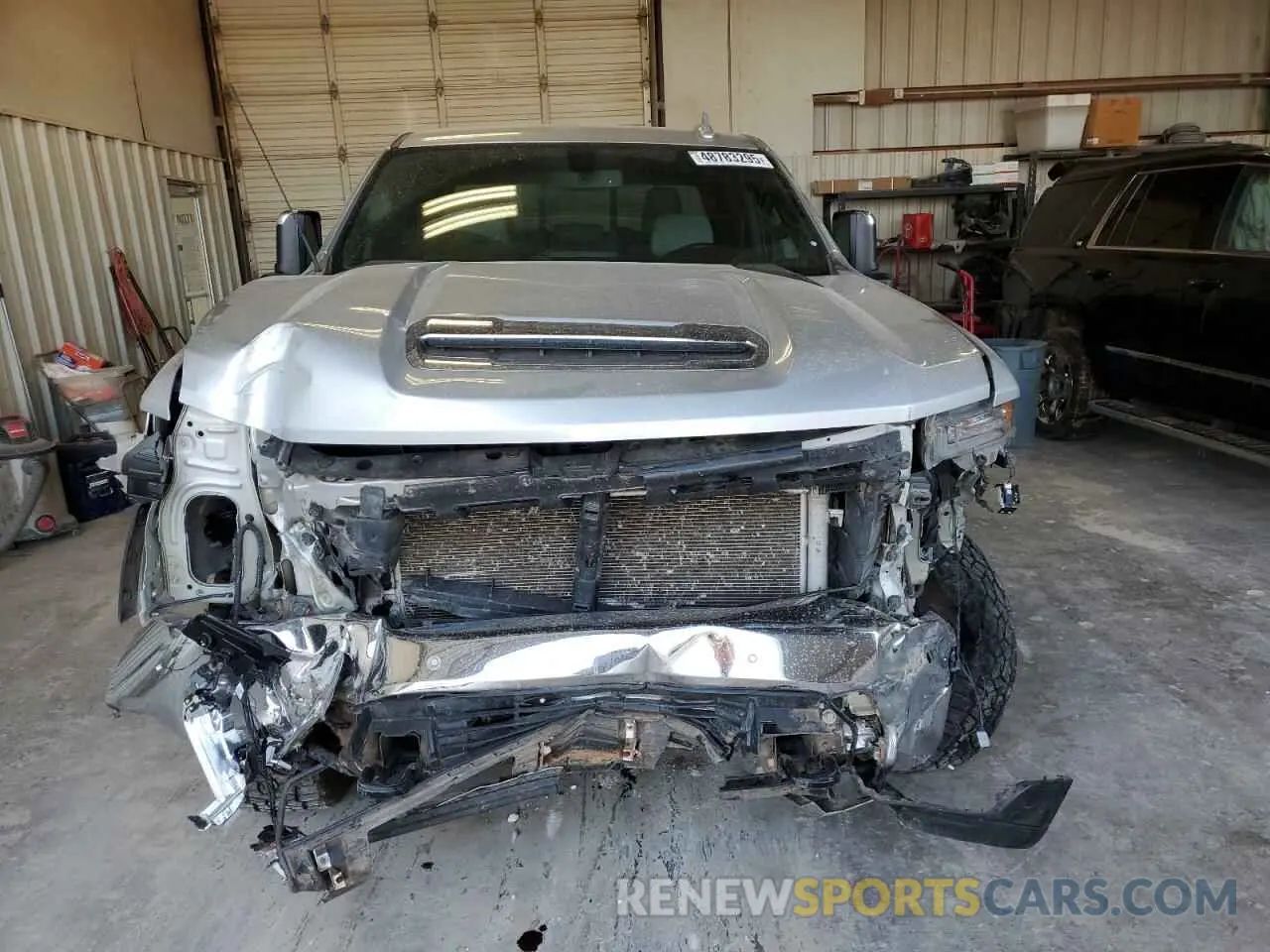 5 Photograph of a damaged car 1GC4YPE7XLF122648 CHEVROLET ALL Models 2020