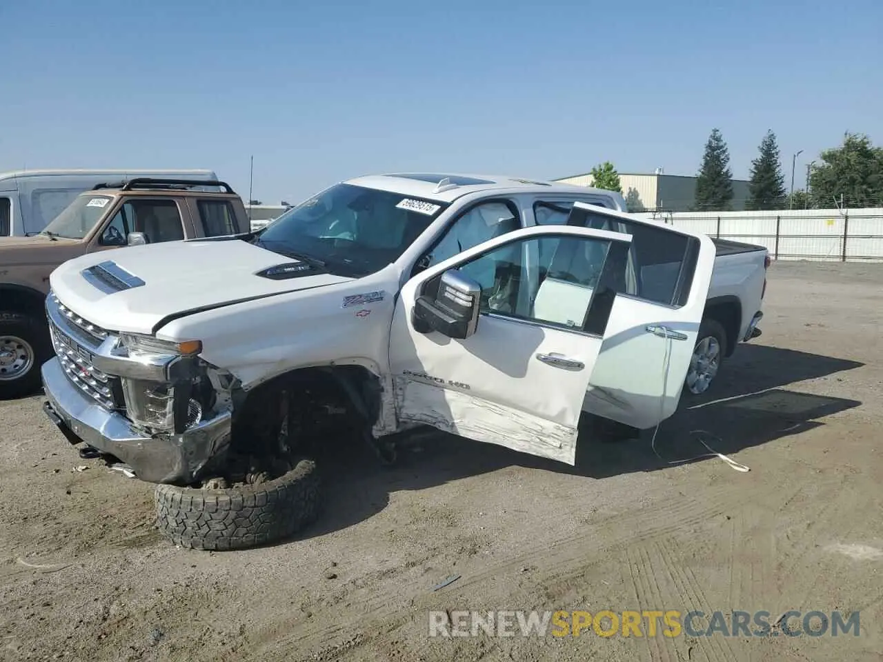 1 Photograph of a damaged car 1GC4YPEY0LF112719 CHEVROLET ALL Models 2020