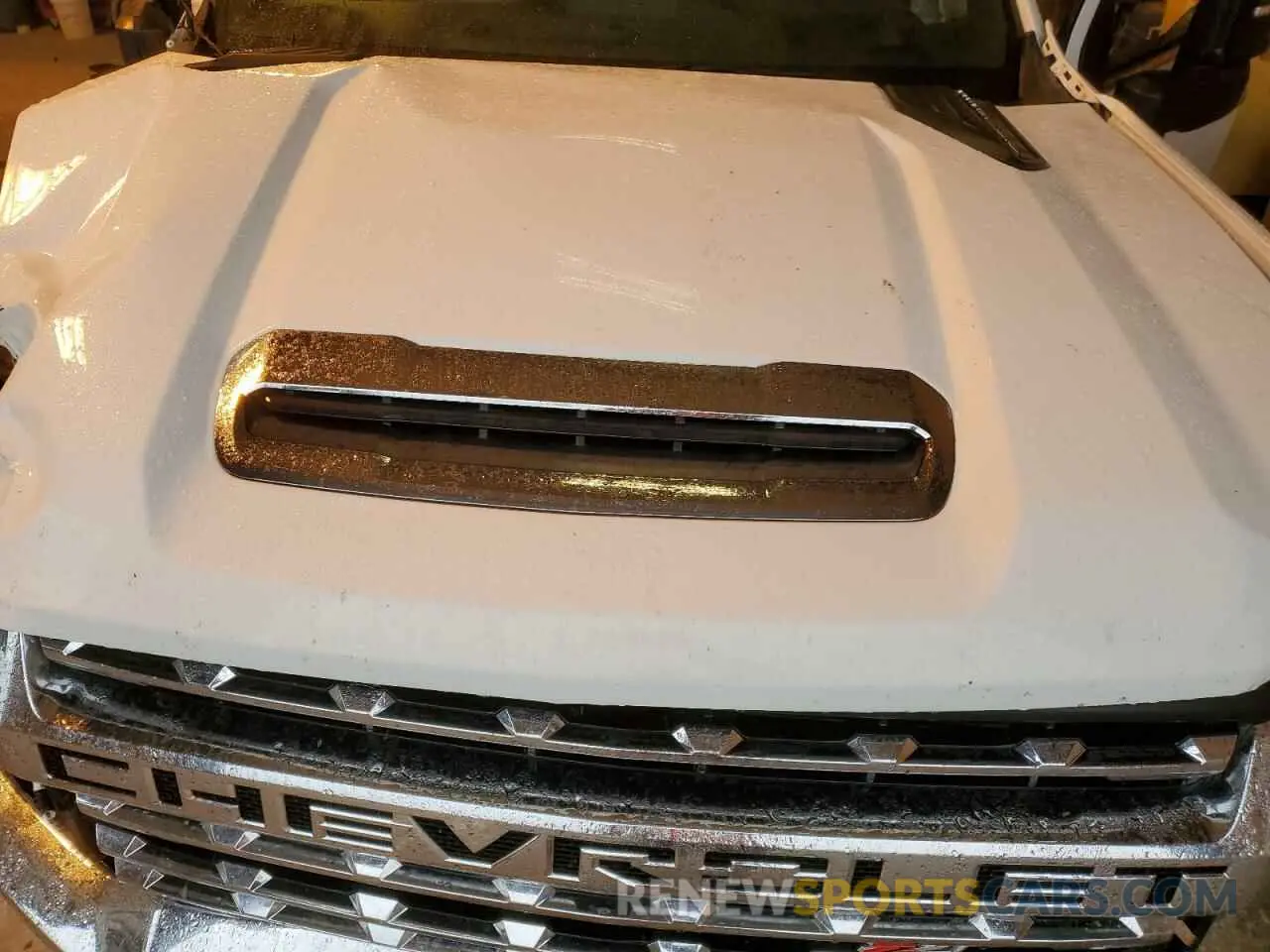 12 Photograph of a damaged car 1GC4YPEY2LF100829 CHEVROLET ALL Models 2020
