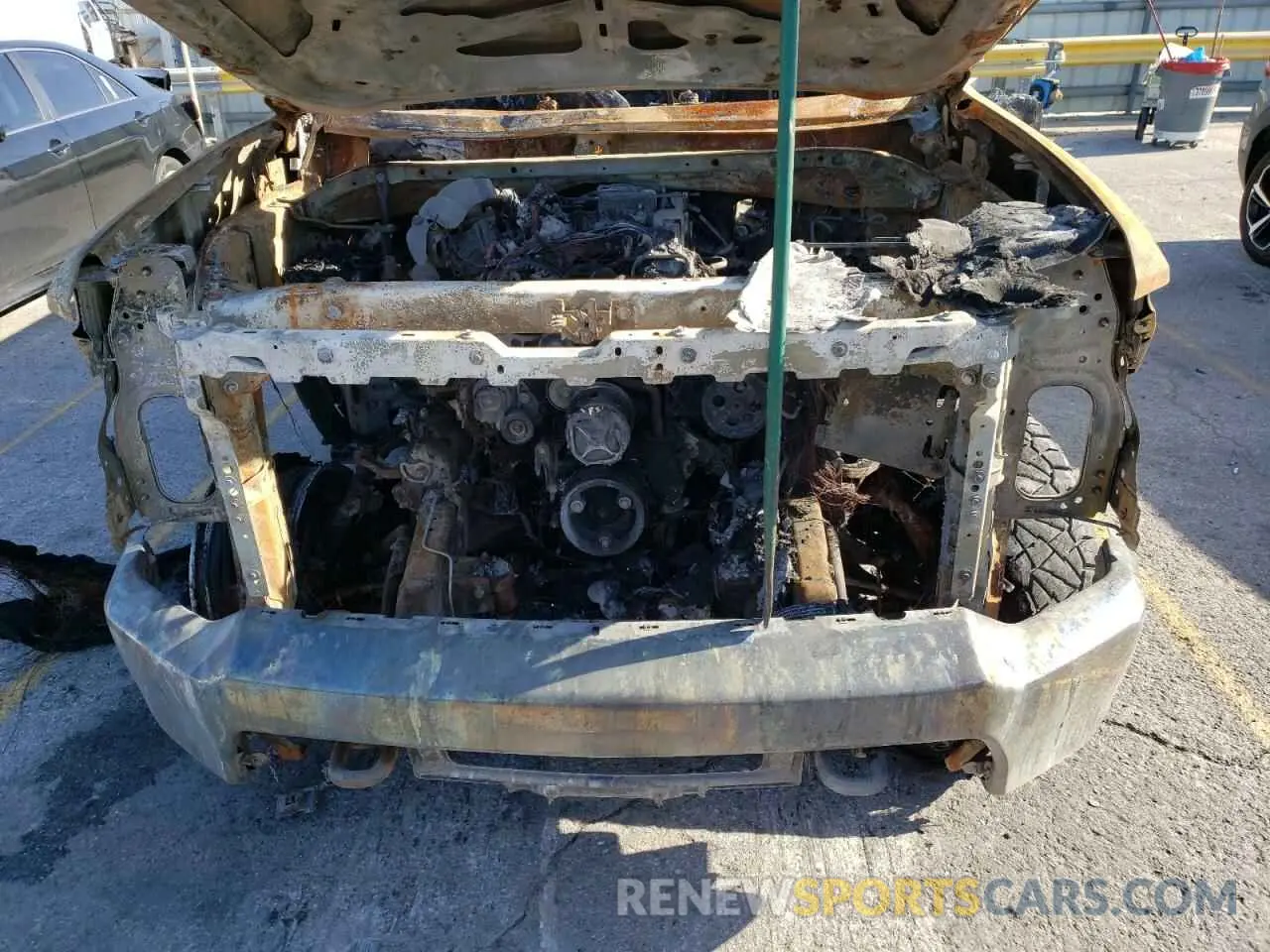 11 Photograph of a damaged car 1GC4YPEY3LF144094 CHEVROLET ALL Models 2020