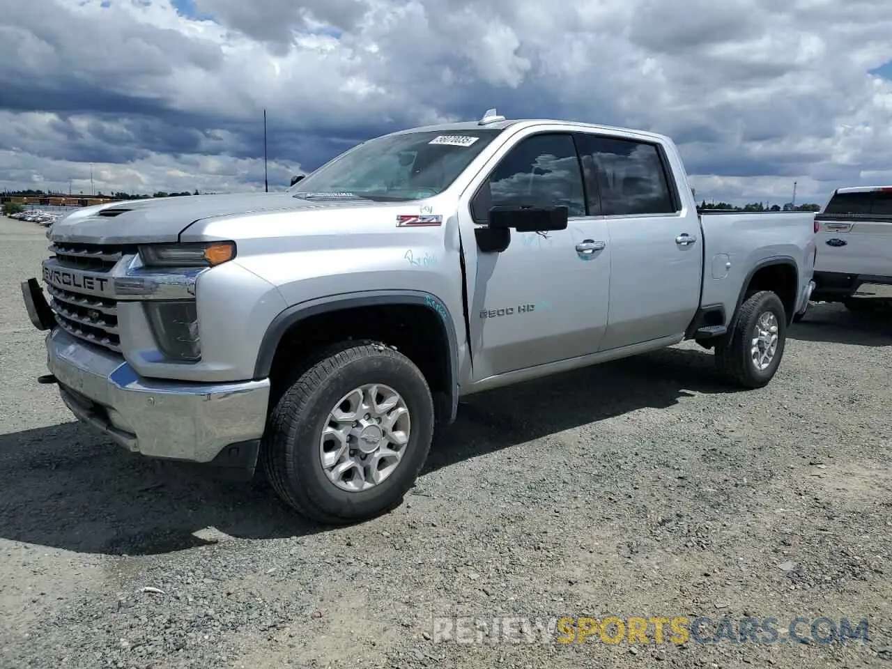 1 Photograph of a damaged car 1GC4YPEY4LF270626 CHEVROLET ALL Models 2020
