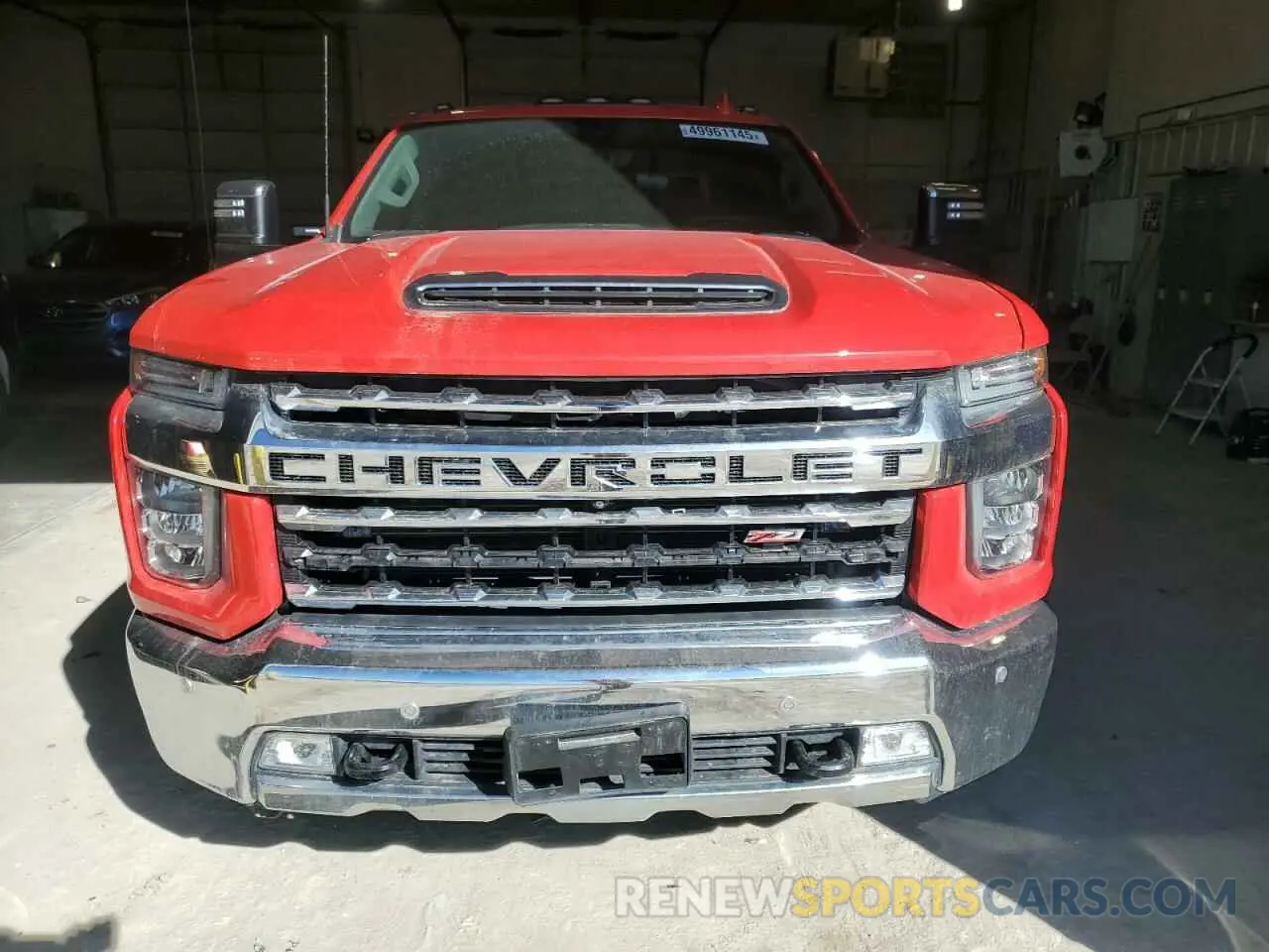 5 Photograph of a damaged car 1GC4YPEYXLF217235 CHEVROLET ALL Models 2020