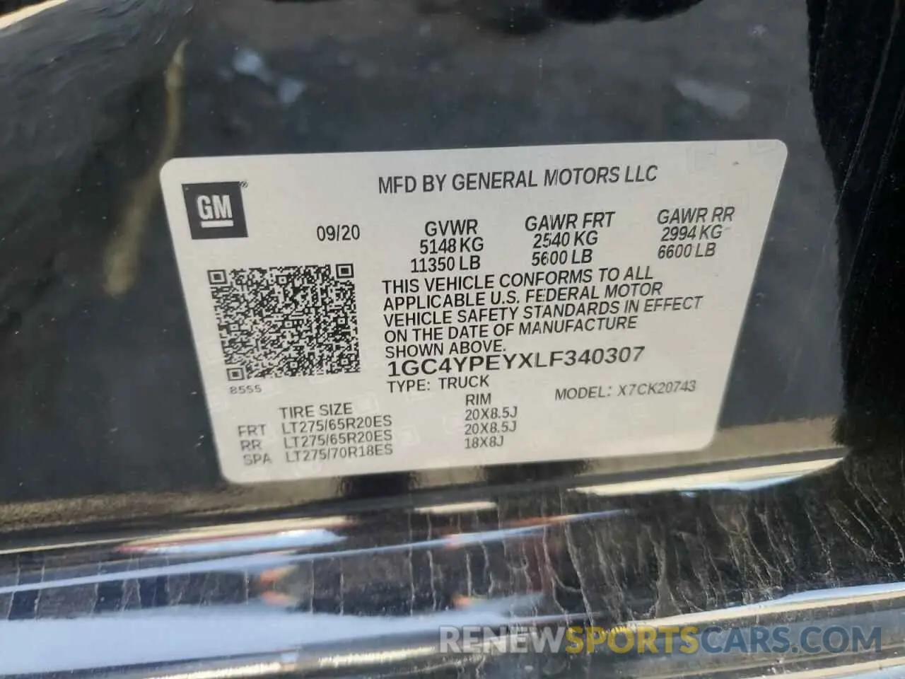 12 Photograph of a damaged car 1GC4YPEYXLF340307 CHEVROLET ALL Models 2020