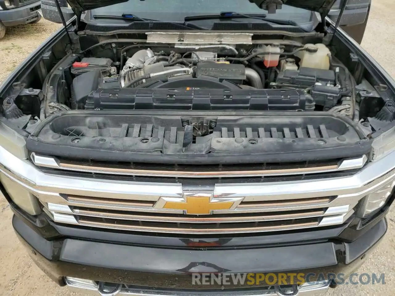 11 Photograph of a damaged car 1GC4YREY4LF104229 CHEVROLET ALL Models 2020