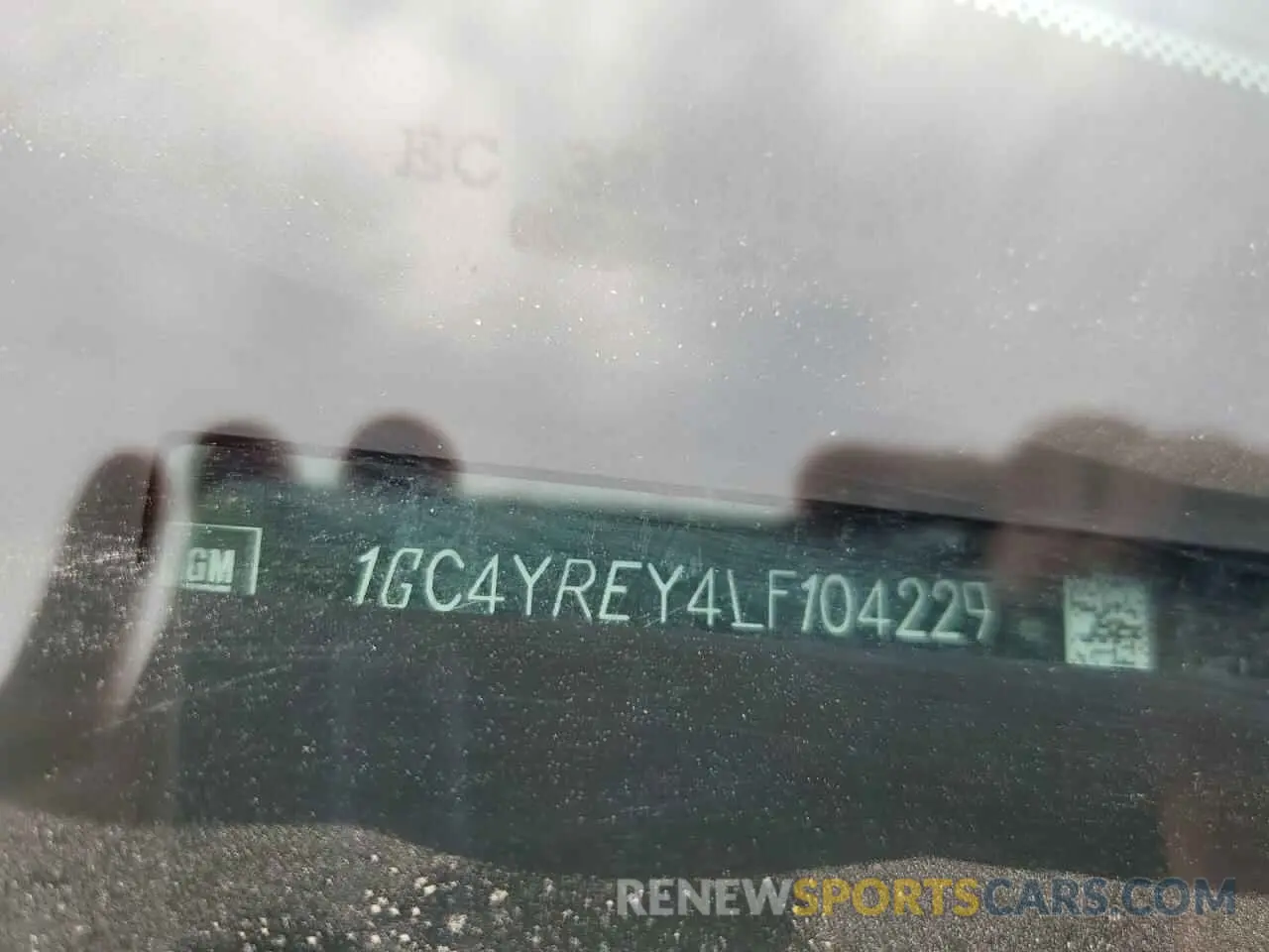 12 Photograph of a damaged car 1GC4YREY4LF104229 CHEVROLET ALL Models 2020