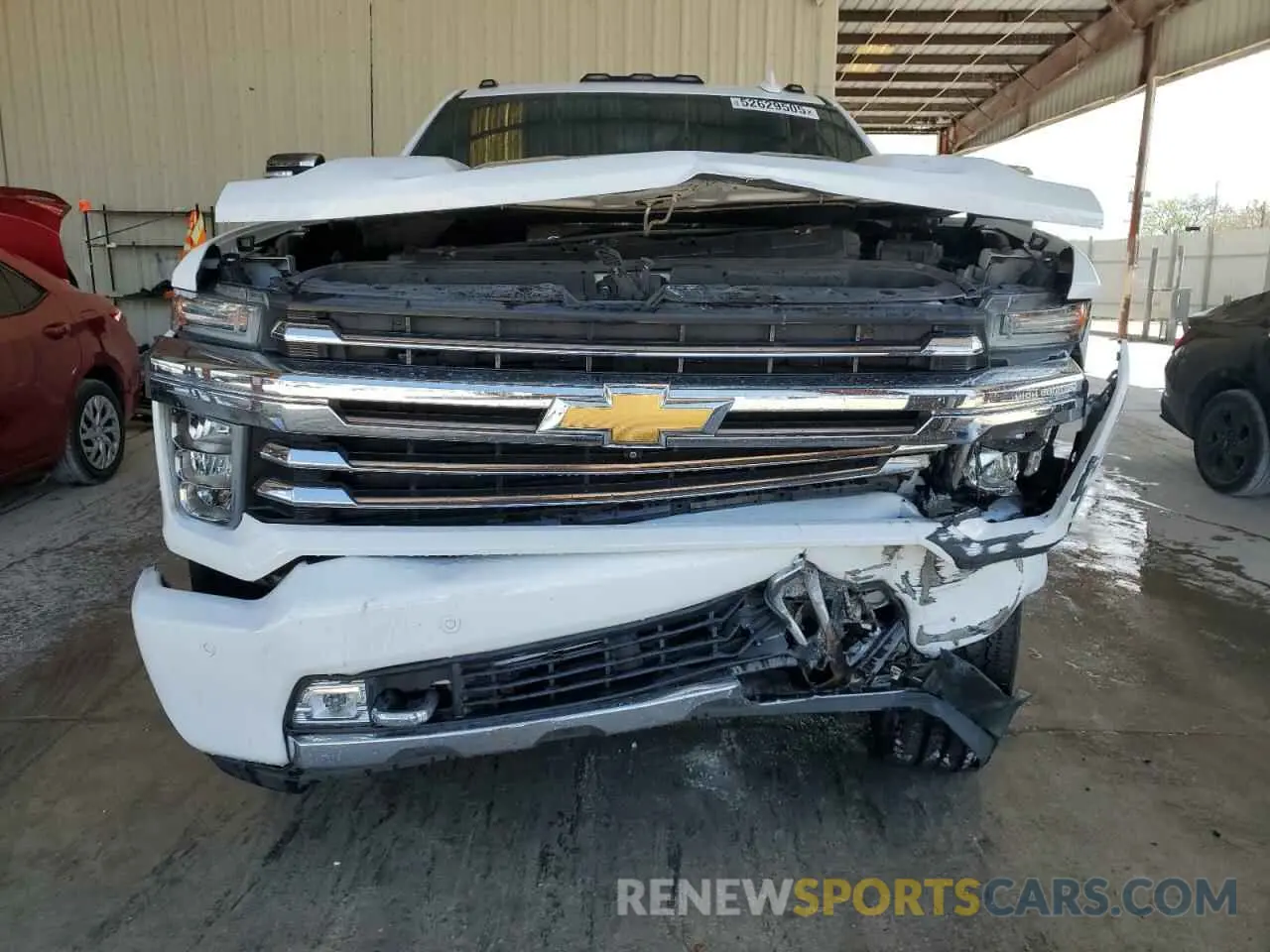 5 Photograph of a damaged car 1GC4YREY4LF179237 CHEVROLET ALL Models 2020
