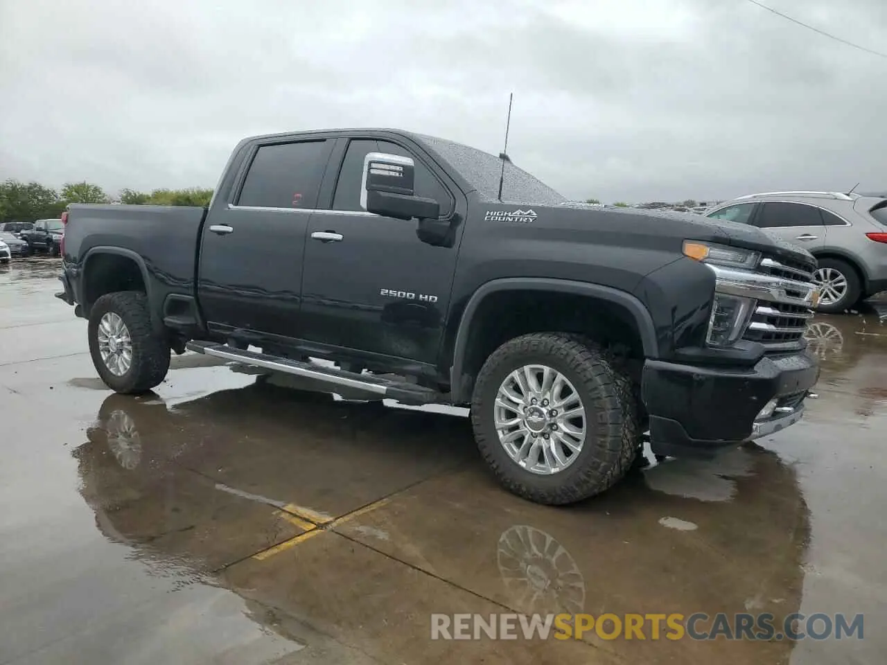 4 Photograph of a damaged car 1GC4YREY4LF216271 CHEVROLET ALL Models 2020