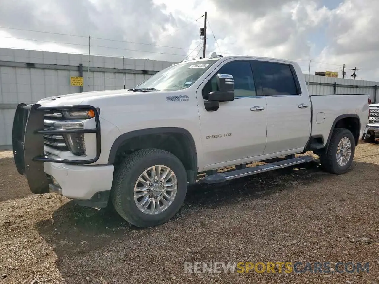 1 Photograph of a damaged car 1GC4YREY4LF298048 CHEVROLET ALL Models 2020