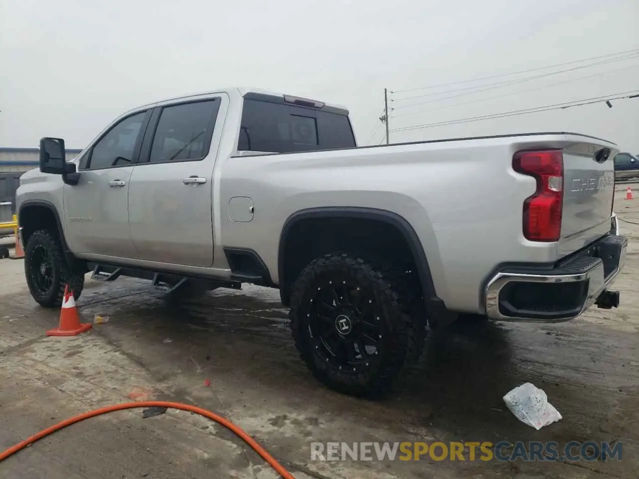 2 Photograph of a damaged car 1GC4YTEY9LF112730 CHEVROLET ALL Models 2020
