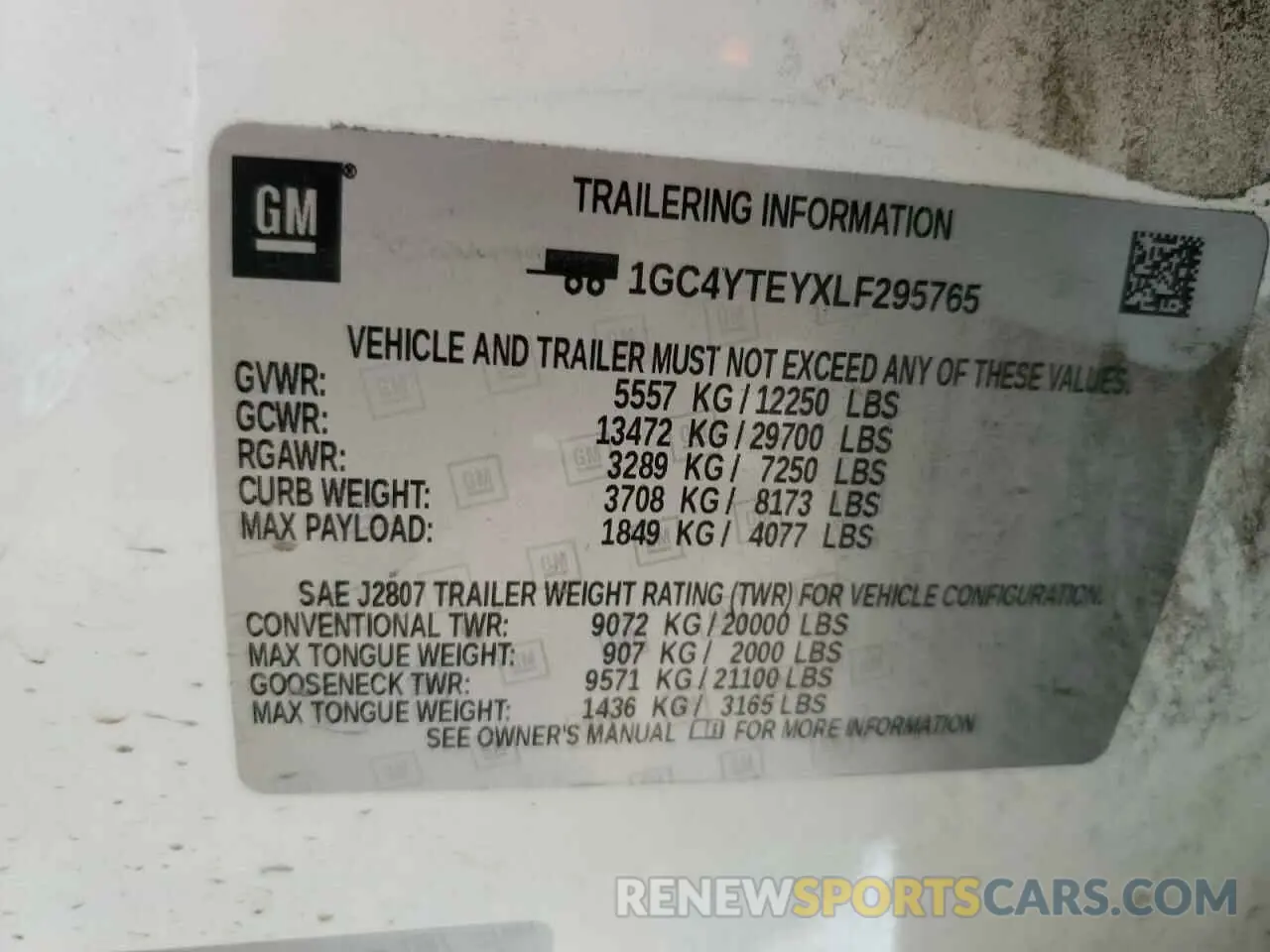 12 Photograph of a damaged car 1GC4YTEYXLF295765 CHEVROLET ALL Models 2020