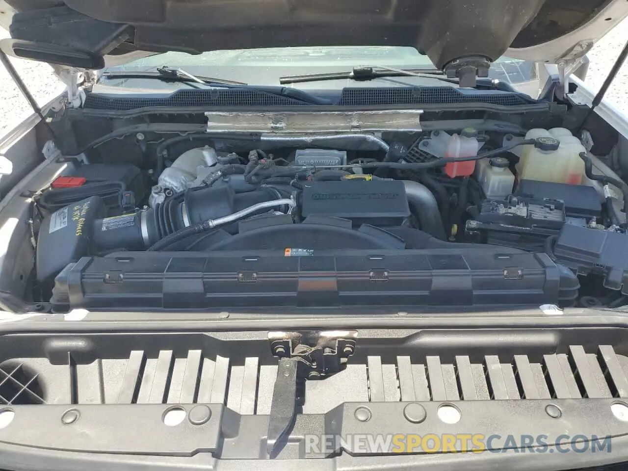 11 Photograph of a damaged car 1GC4YVEYXLF152701 CHEVROLET ALL Models 2020