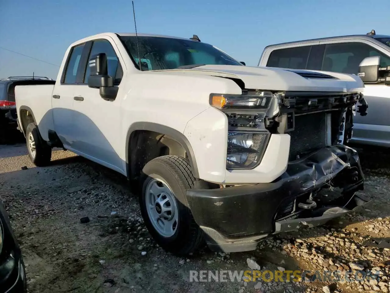 4 Photograph of a damaged car 1GC5WLE75LF254560 CHEVROLET ALL Models 2020