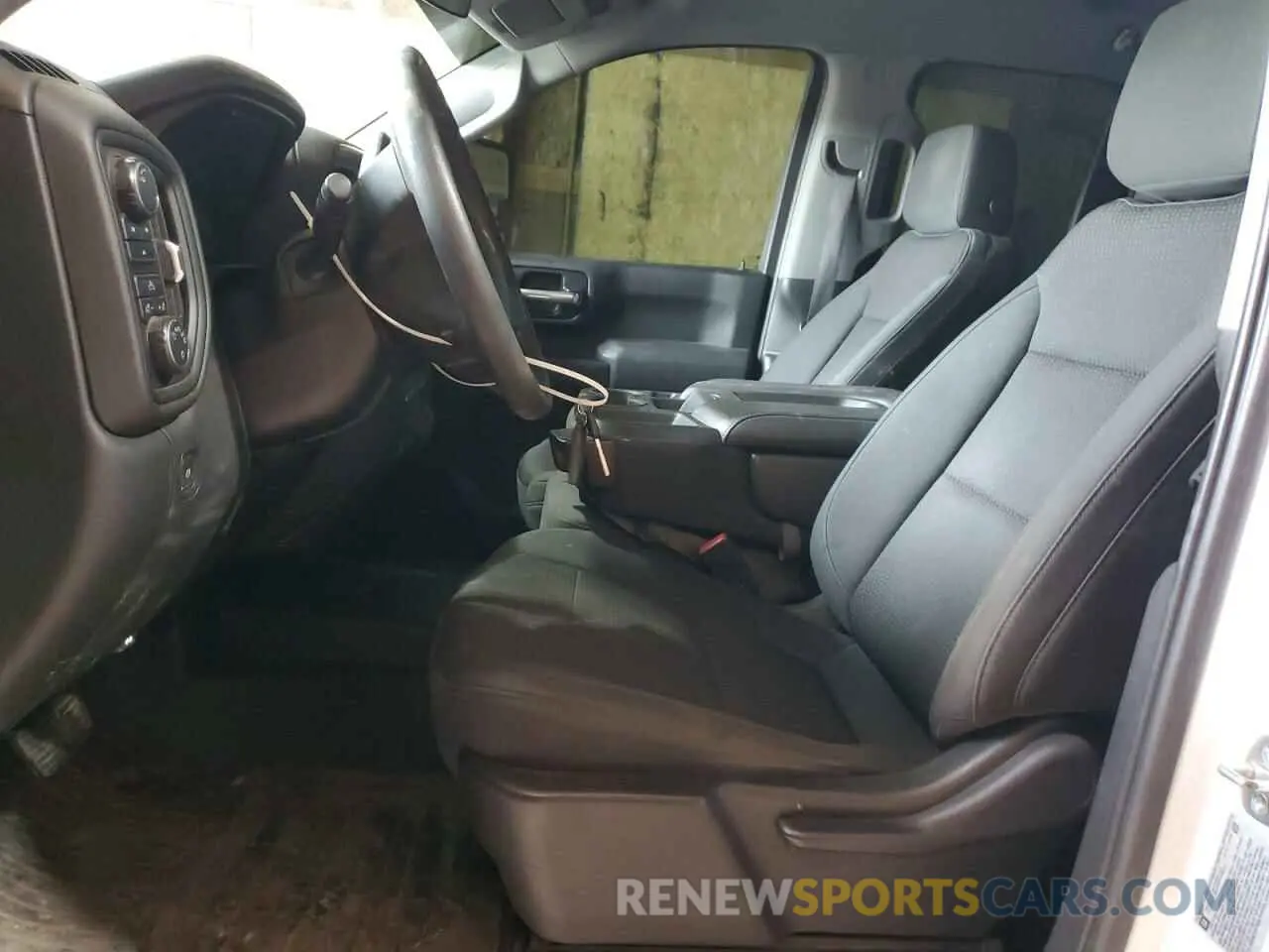 7 Photograph of a damaged car 1GC5YSE78LF251530 CHEVROLET ALL Models 2020