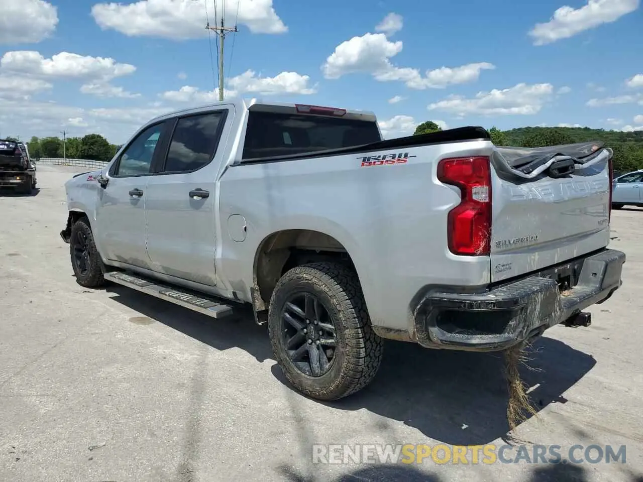 2 Photograph of a damaged car 1GCPYCEF0LZ220616 CHEVROLET ALL Models 2020