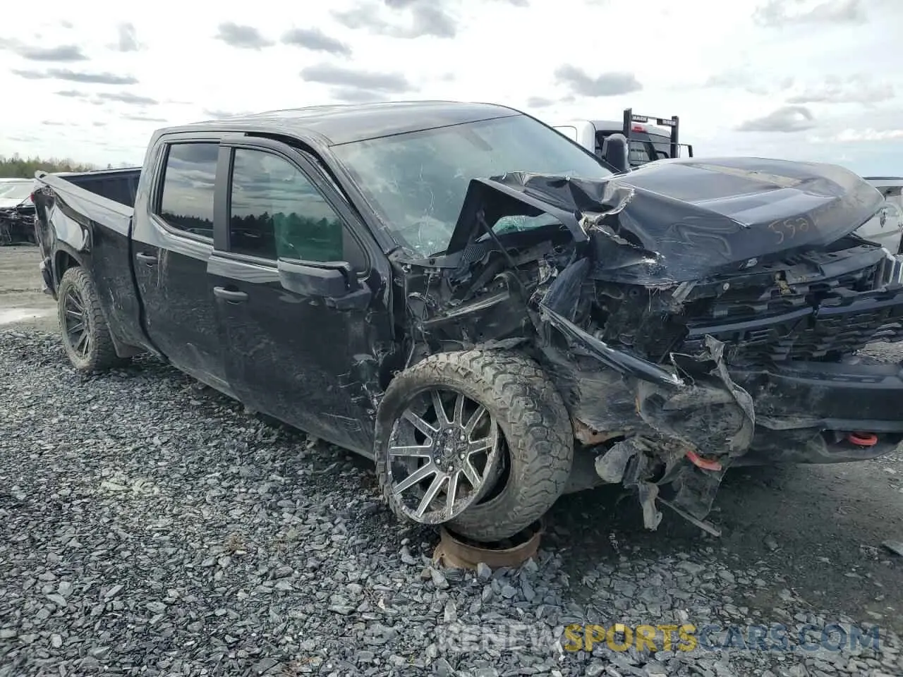 4 Photograph of a damaged car 1GCPYCEF5LZ224578 CHEVROLET ALL Models 2020