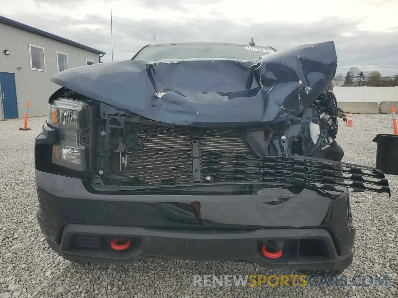 5 Photograph of a damaged car 1GCPYCEF8LZ264878 CHEVROLET ALL Models 2020